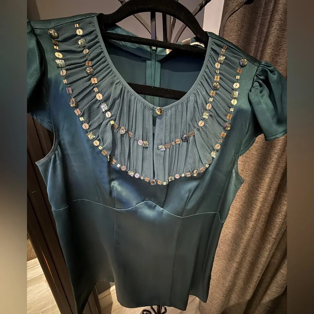 Nanette Lepore emerald green Embellished Cap Sleeve Blouse - Picture 5 of 9